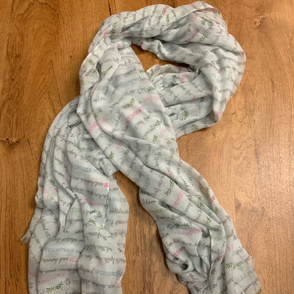 Thirty One scarf